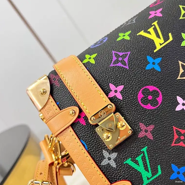 LV 2304YA0012 Bag 0516
